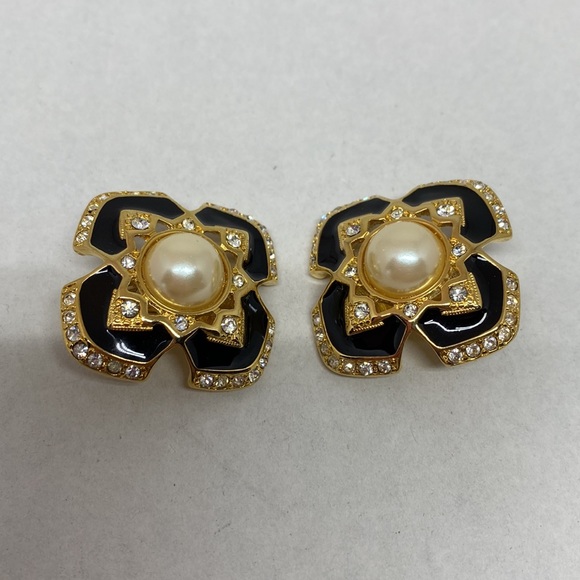 Stunning vintage Joan Rivers clip on earrings - Picture 4 of 8